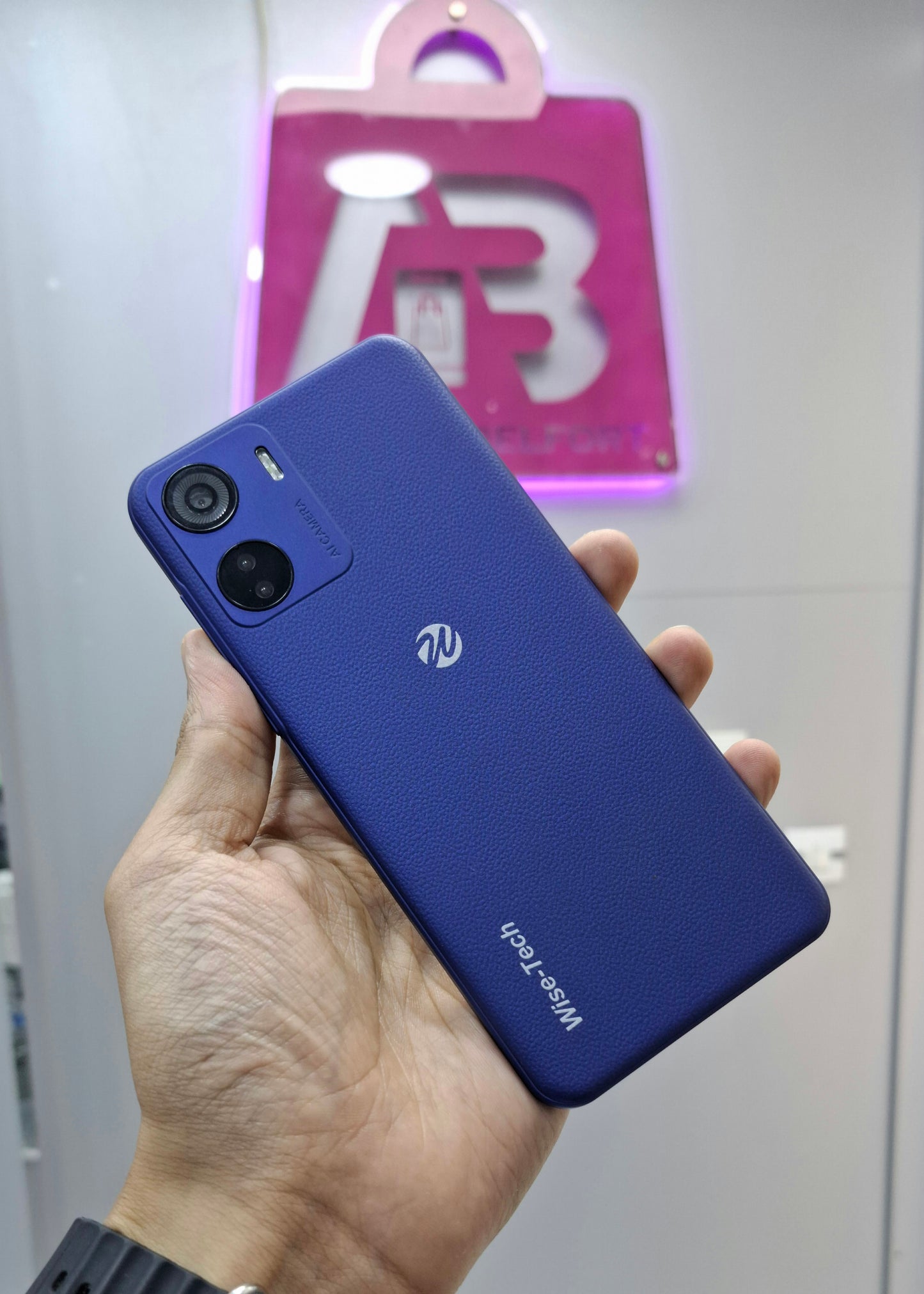 WISE TECH P10